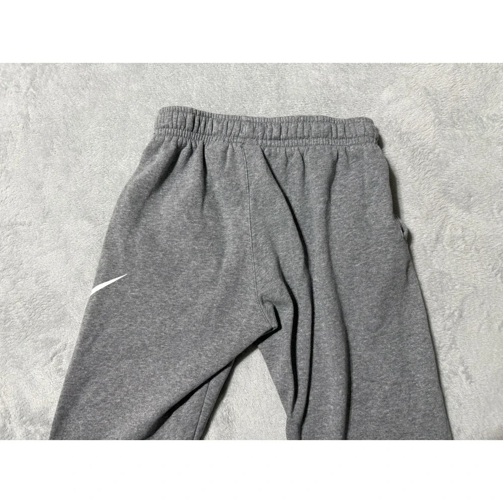 Nike Sportswear Club Fleece Boys Jogger Pants Youth Large Gray Tapered CJ7863